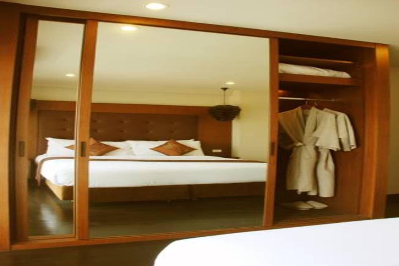 Ziniza The Boutique Service Apartment Банкок Екстериор снимка